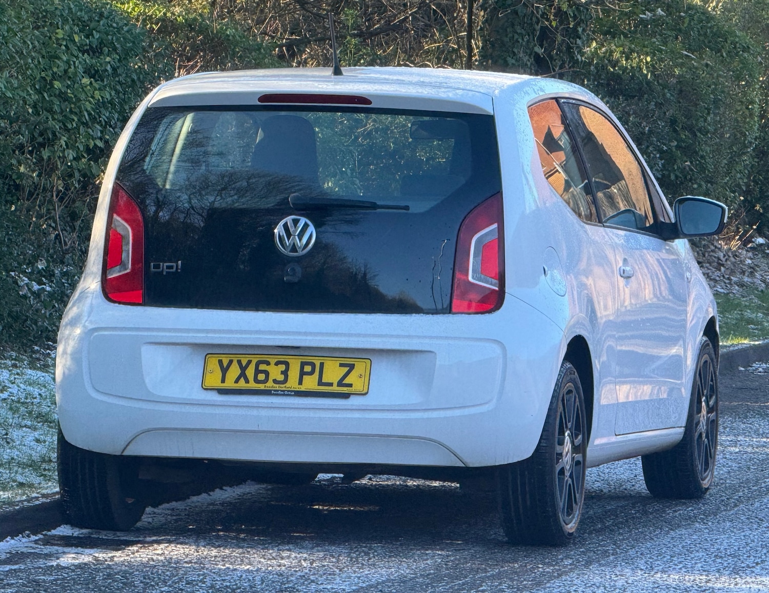 Used Volkswagen up! 2013 for sale - 77101429: Photo 3