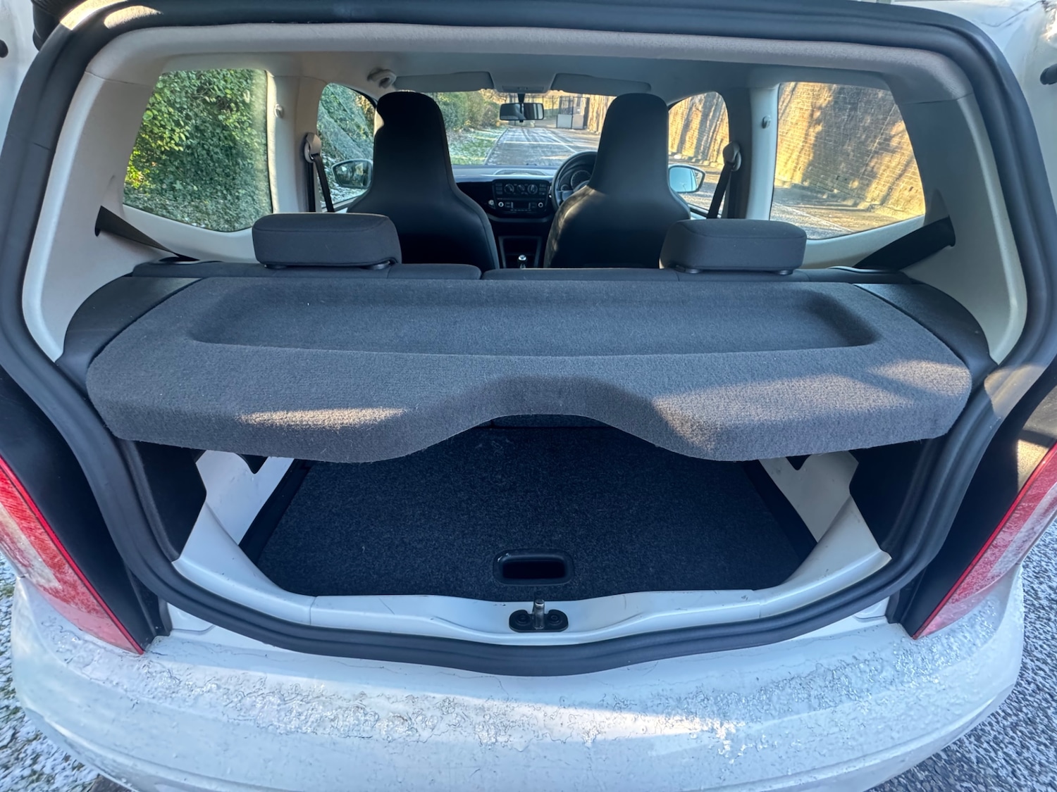 Used Volkswagen up! 2013 for sale - 77101429: Photo 6