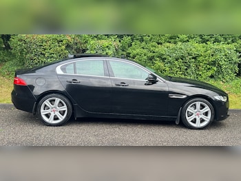 Used Jaguar XE 2019 for sale - 78797364: Photo