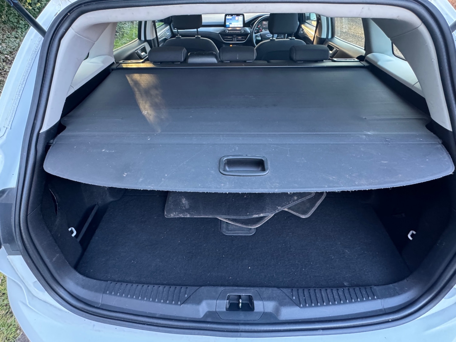 Used Ford Focus 2019 for sale - 77672040: Photo 6