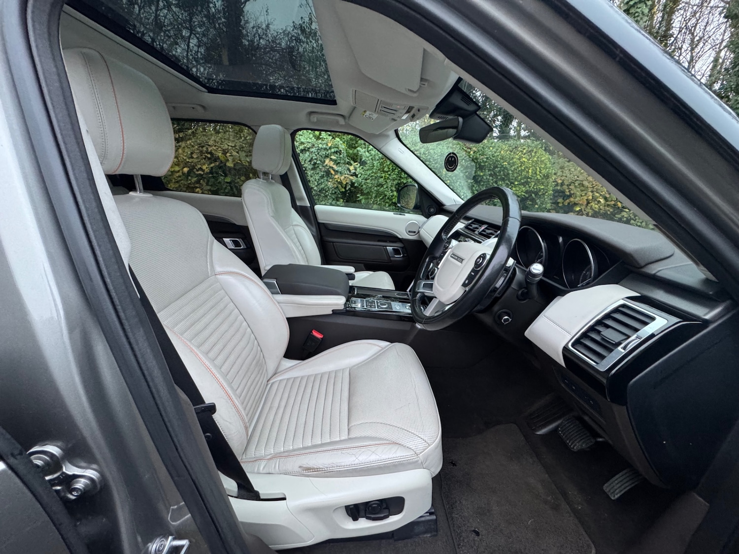 Used Land Rover Discovery 2017 for sale - 76591318: Photo 10