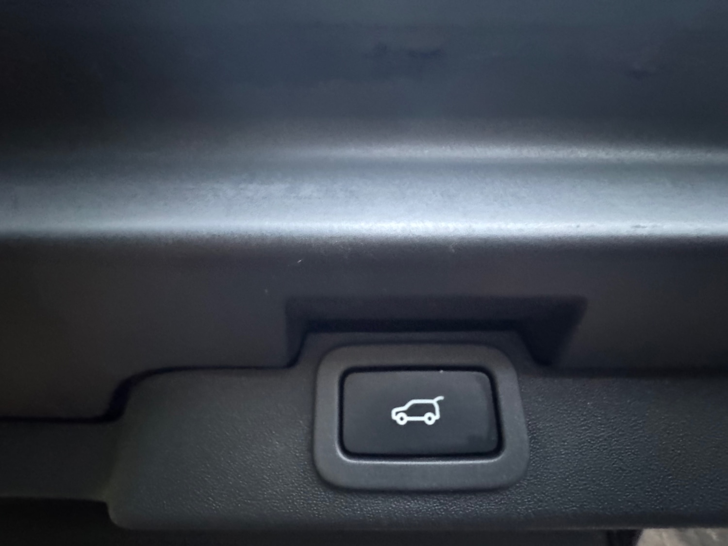 Used Land Rover Discovery 2017 for sale - 76591318: Photo 16