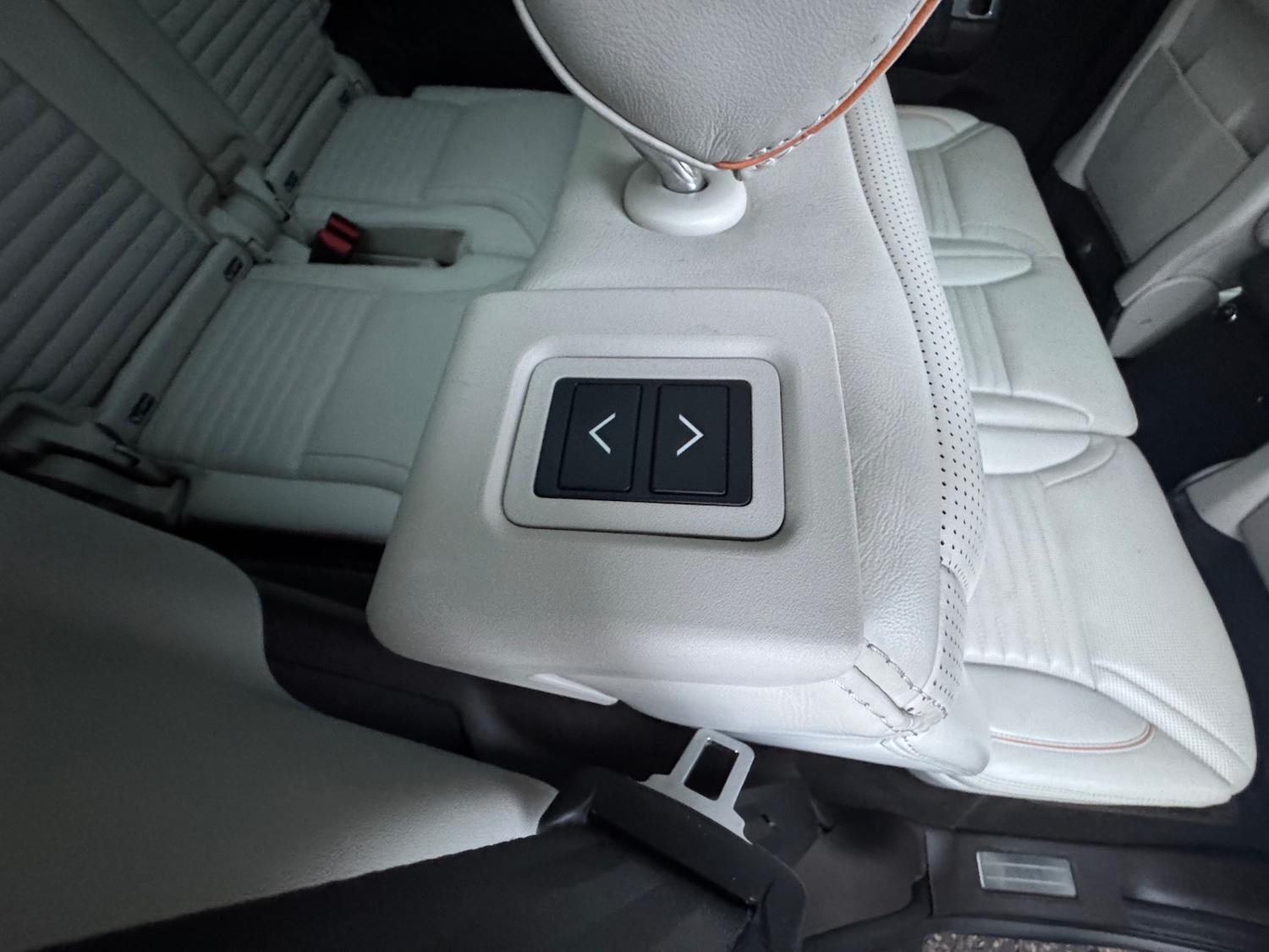 Used Land Rover Discovery 2017 for sale - 76591318: Photo 18