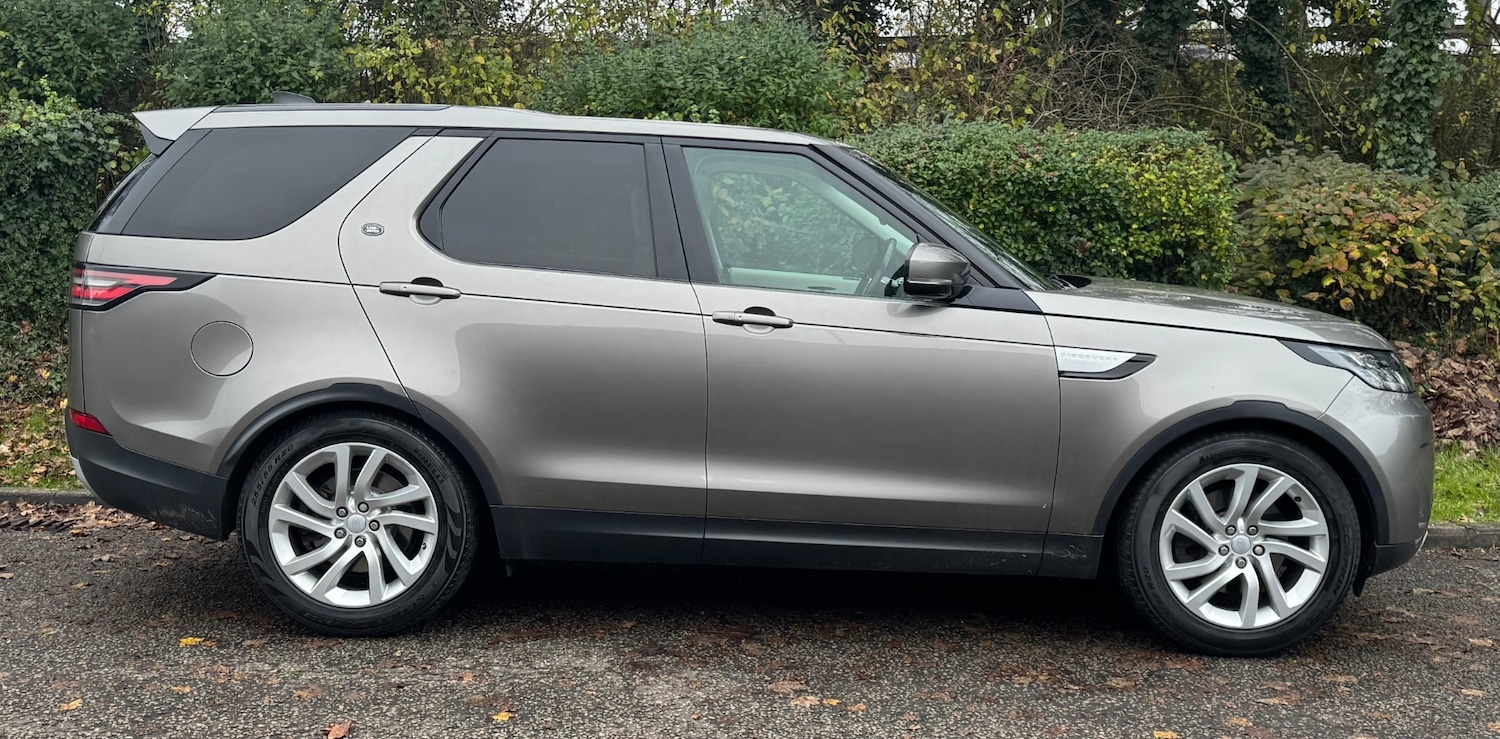 Used Land Rover Discovery 2017 for sale - 76591318: Photo 2