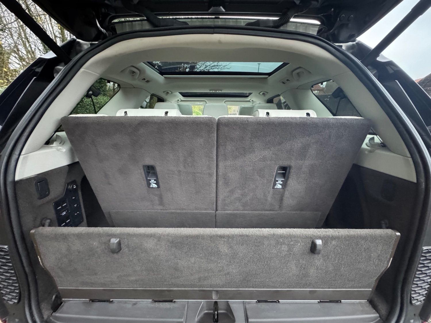 Used Land Rover Discovery 2017 for sale - 76591318: Photo 6