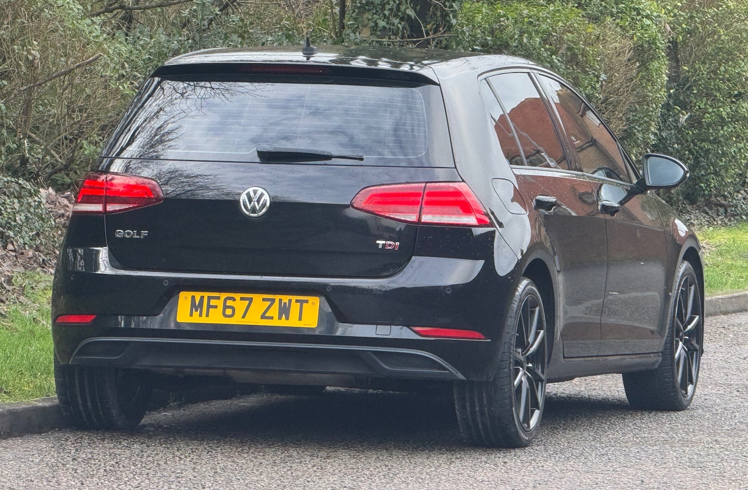 Used Volkswagen Golf 2017 for sale - 77501194: Photo 3