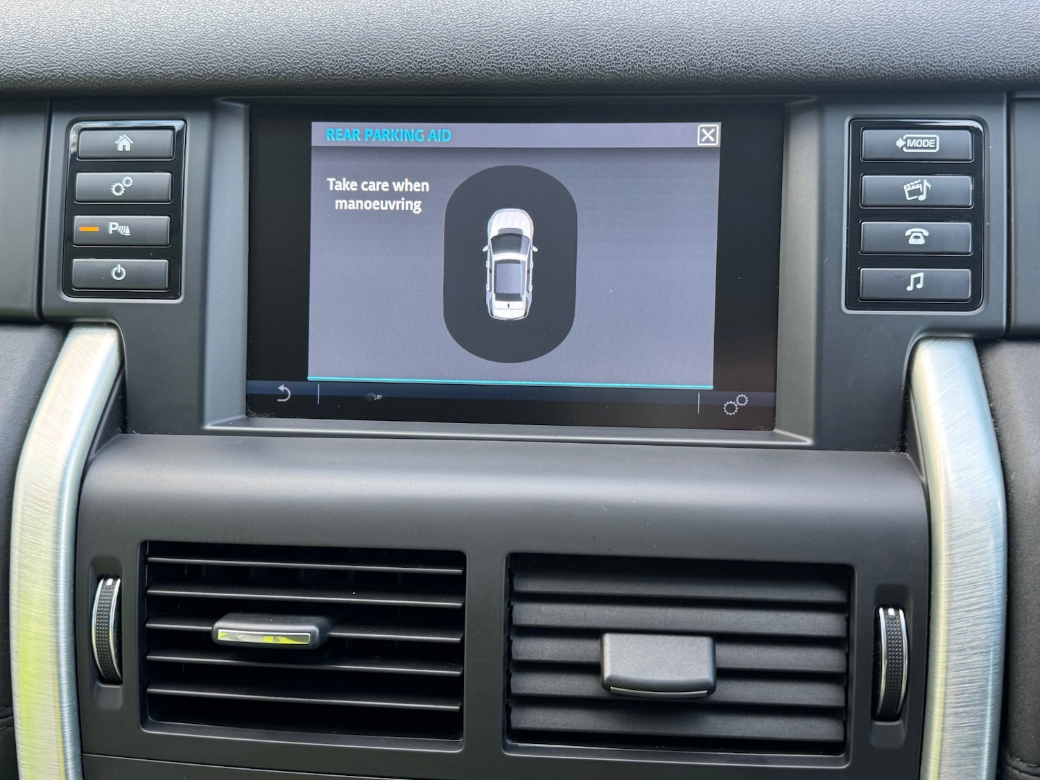 Used Land Rover Discovery Sport 2015 for sale - 76712347: Photo 12