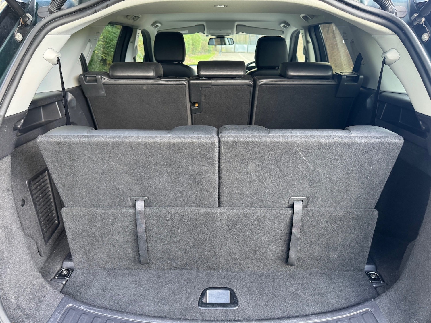 Used Land Rover Discovery Sport 2015 for sale - 76712347: Photo 6