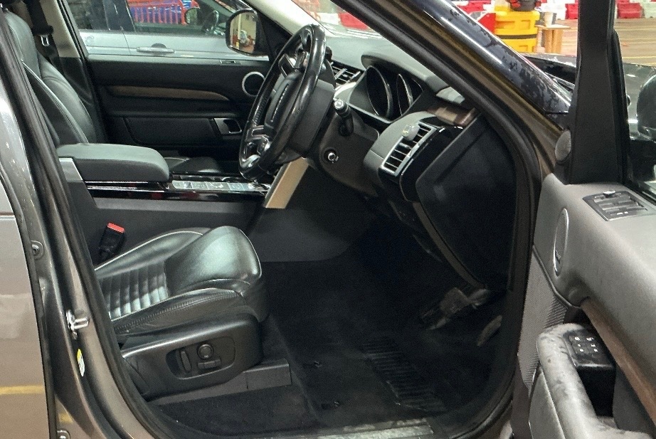 Used Land Rover Discovery 2017 for sale - 77709364: Photo 9