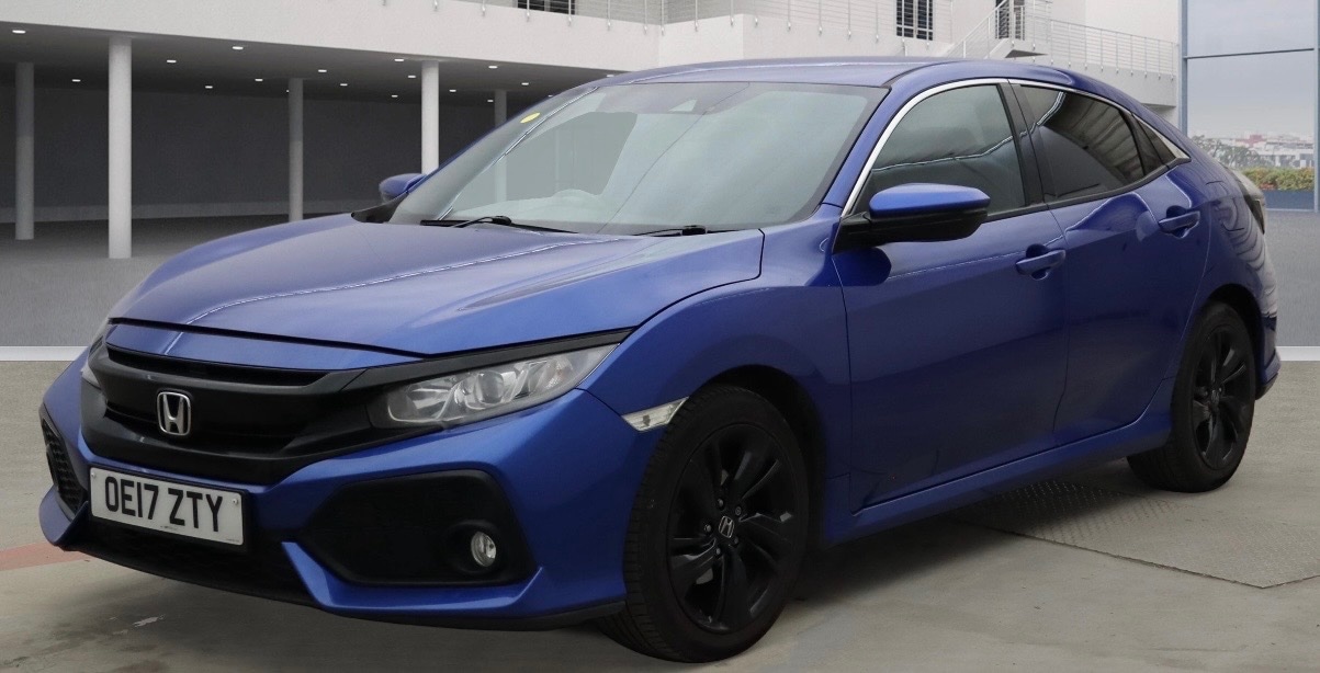 Used Honda Civic 2017 for sale - 77289482: Photo 2