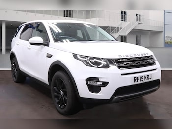 Used Land Rover Discovery Sport 2019 for sale - 77015217: Photo