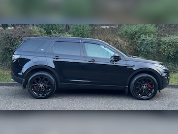 Used Land Rover Discovery Sport 2016 for sale - 77558809: Photo