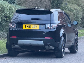 Used Land Rover Discovery Sport 2016 for sale - 77558809: Photo