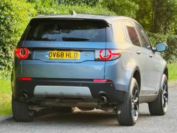 Used Land Rover Discovery Sport 2018 for sale - 74724053: Photo