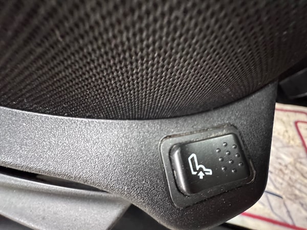 Used Jeep Renegade 2015 for sale - 76120527: Photo 13