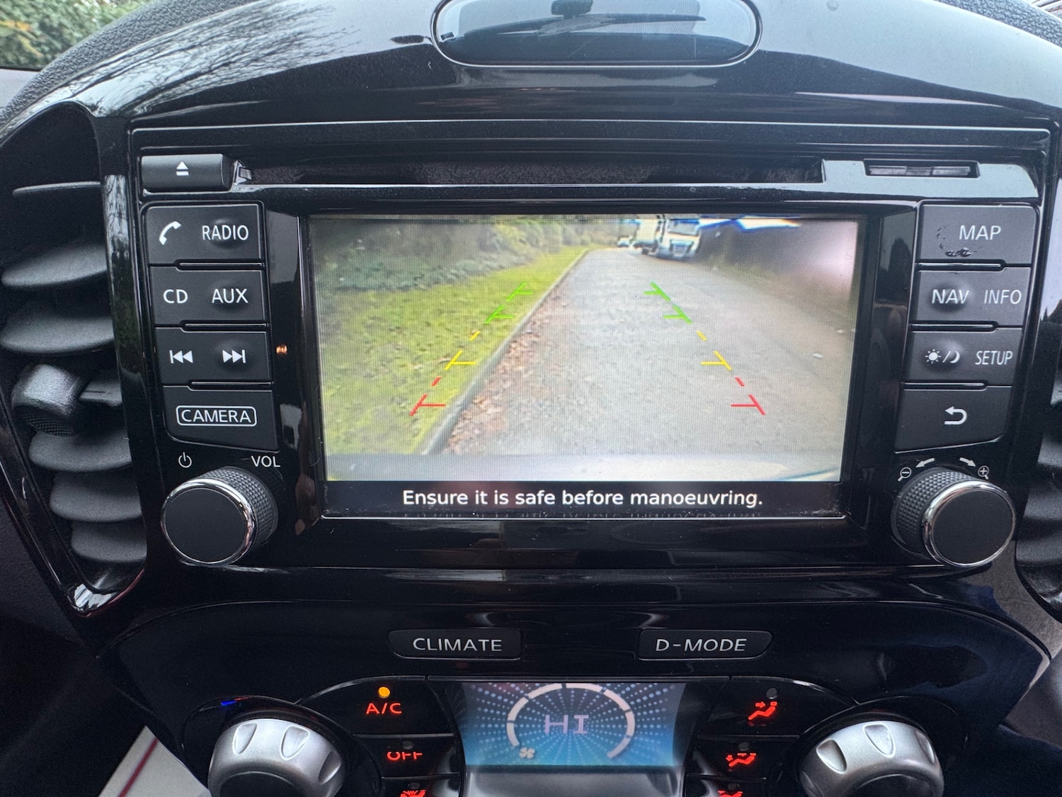 Used Nissan Juke 2014 for sale - 76748573: Photo 11