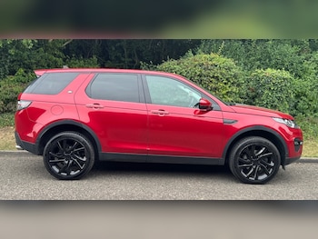 Used Land Rover Discovery Sport 2016 for sale - 76389934: Photo