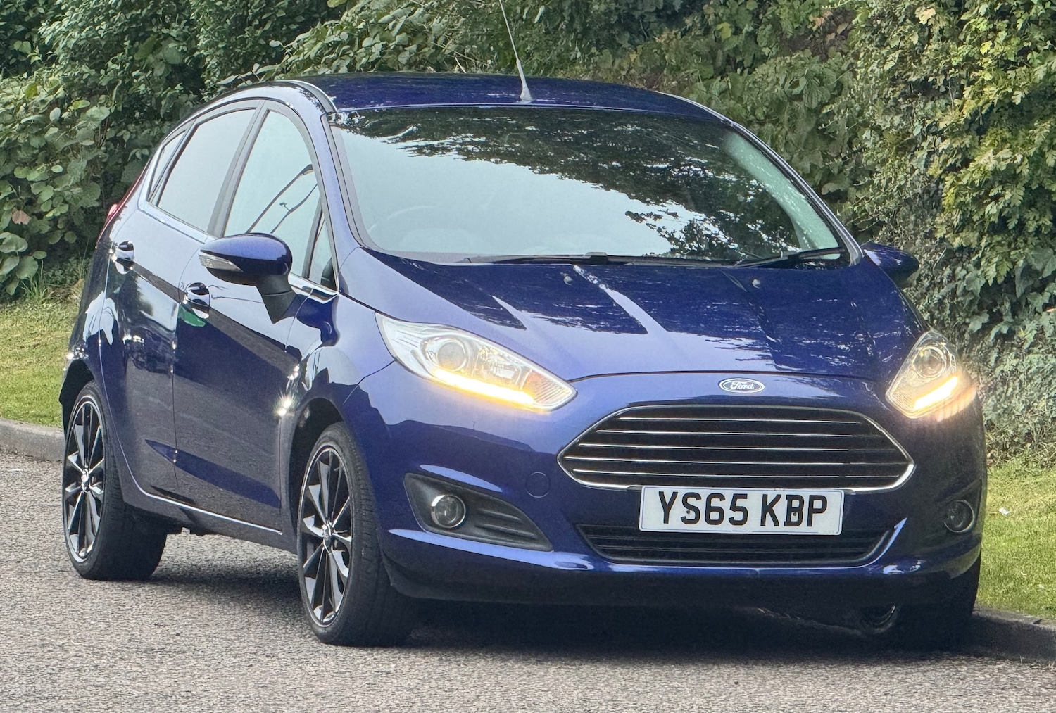 Used Ford Fiesta 2015 for sale - 76120536: Photo 1
