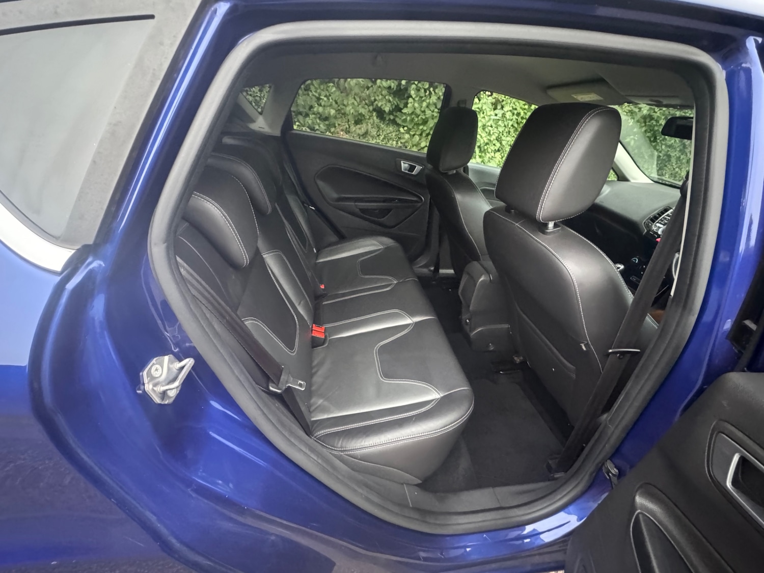 Used Ford Fiesta 2015 for sale - 76120536: Photo 7