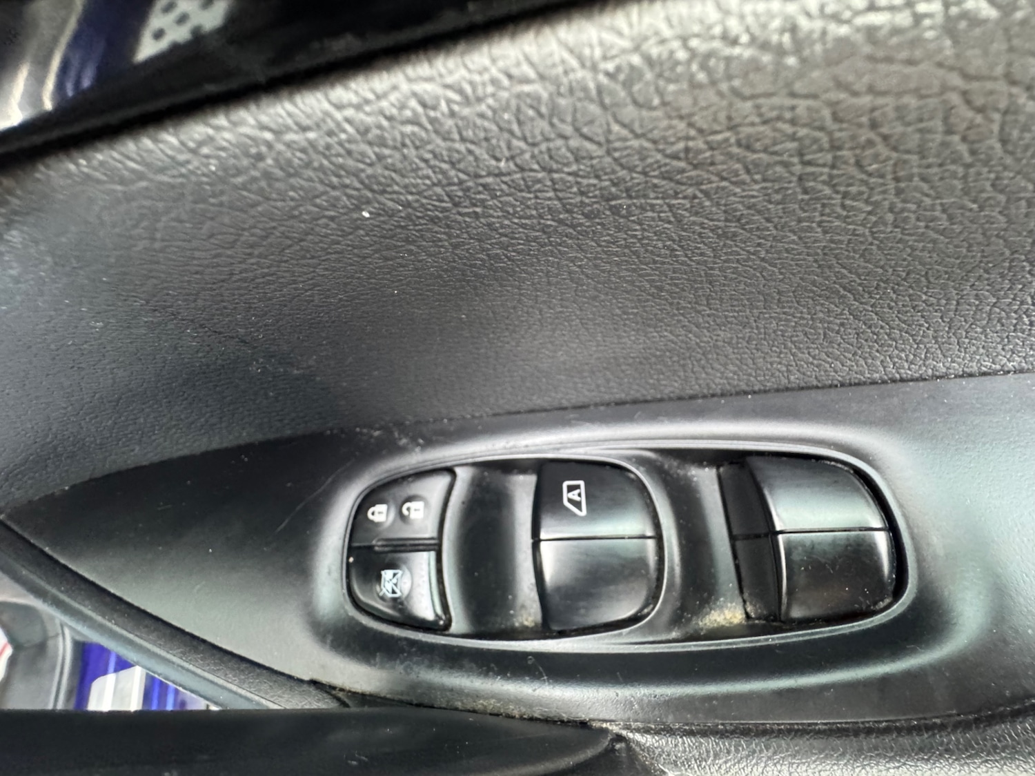 Used Nissan Qashqai 2015 for sale - 77709022: Photo 15