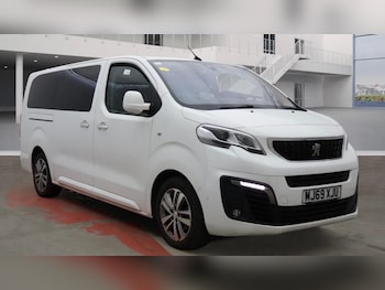 Peugeot Traveller feature image