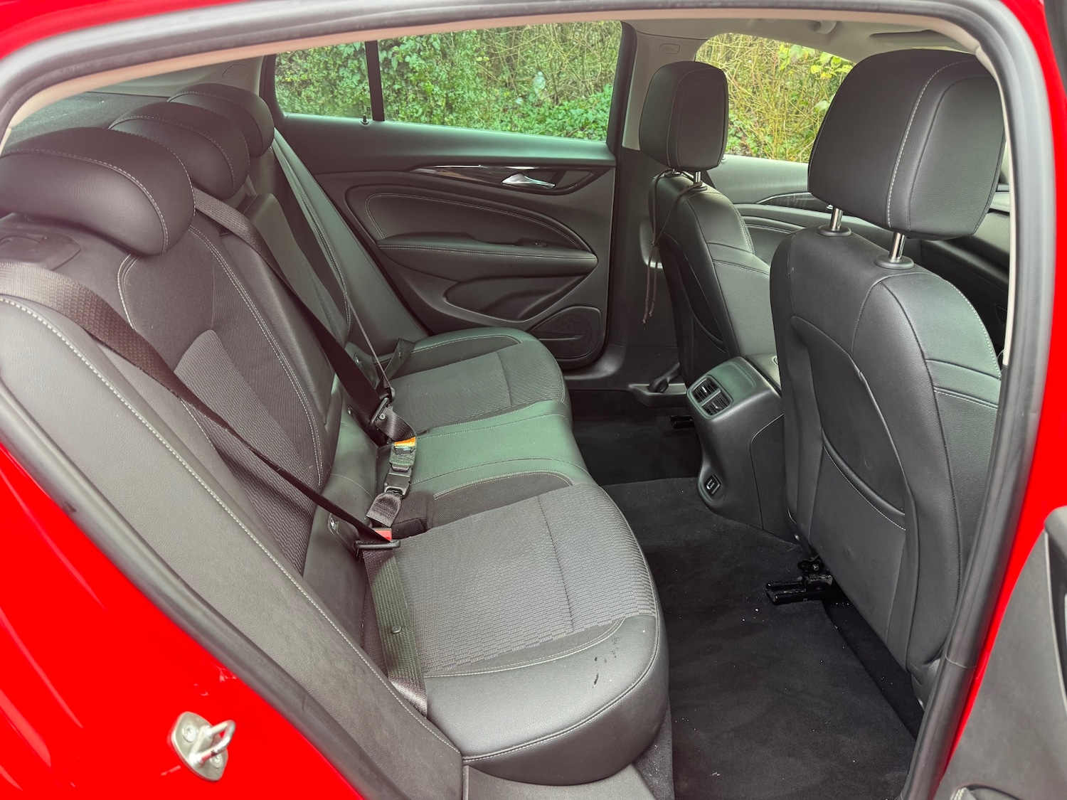 Used Vauxhall Insignia 2018 for sale - 76836923: Photo 6