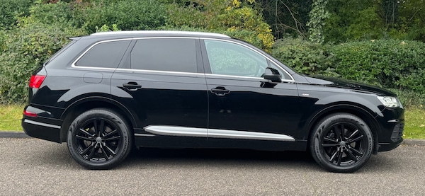 Used Audi Q7 2016 for sale - 76246479: Photo 2