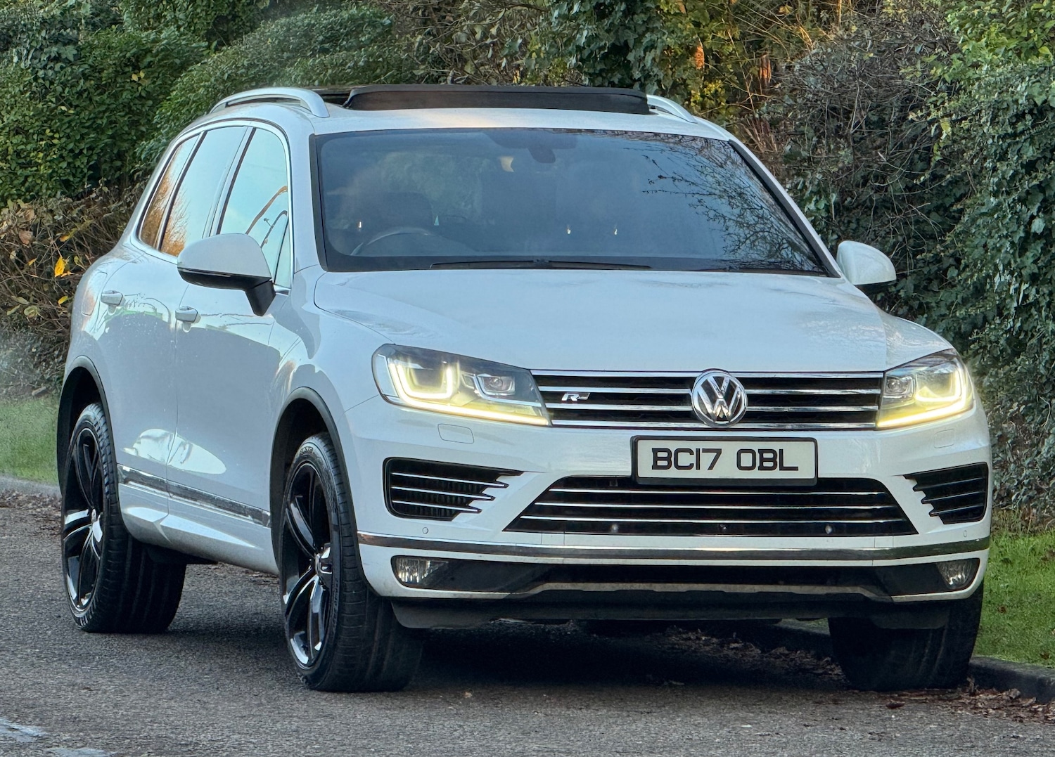 Used Volkswagen Touareg 2017 for sale - 76656425: Photo 1