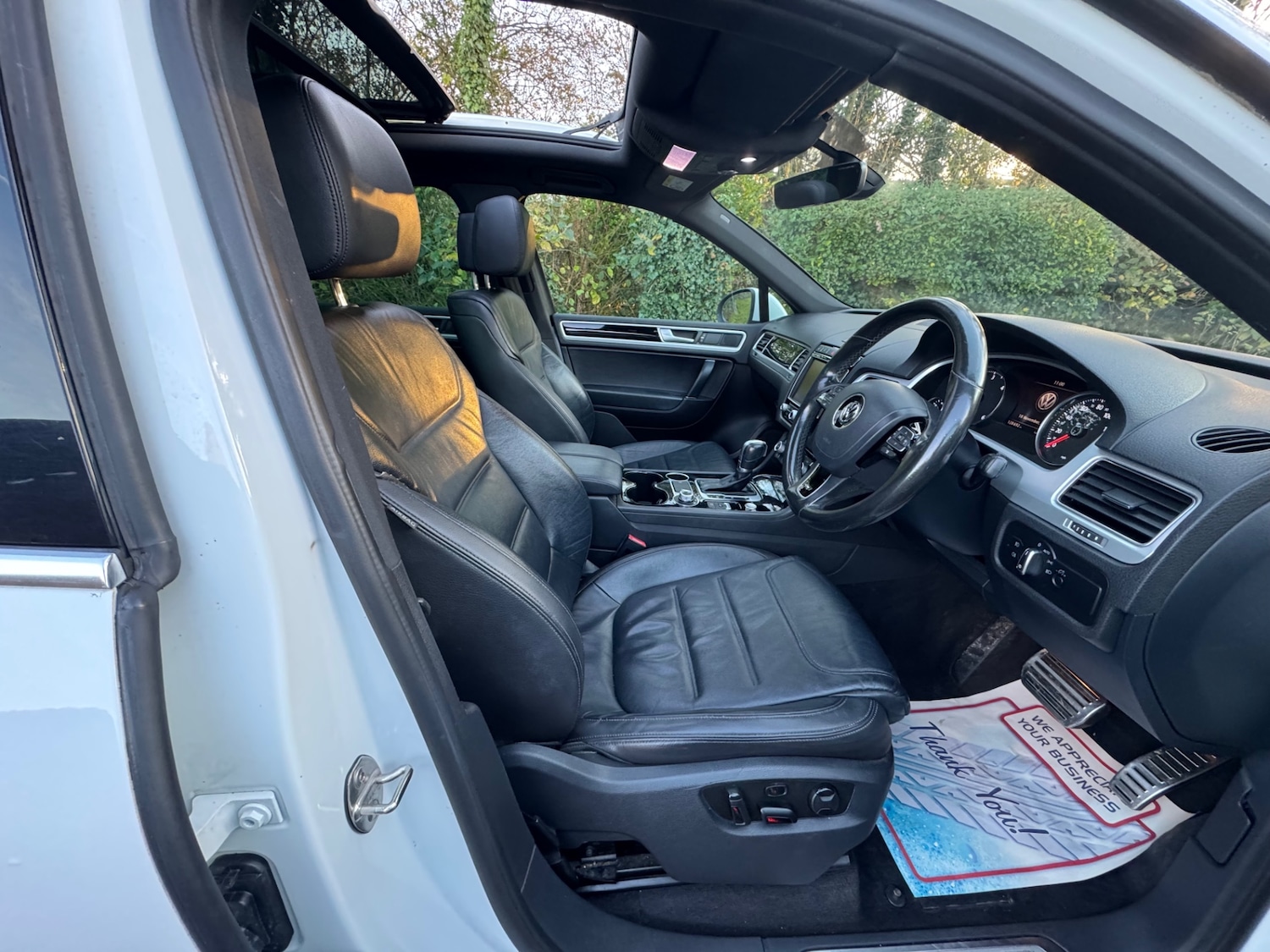 Used Volkswagen Touareg 2017 for sale - 76656425: Photo 9