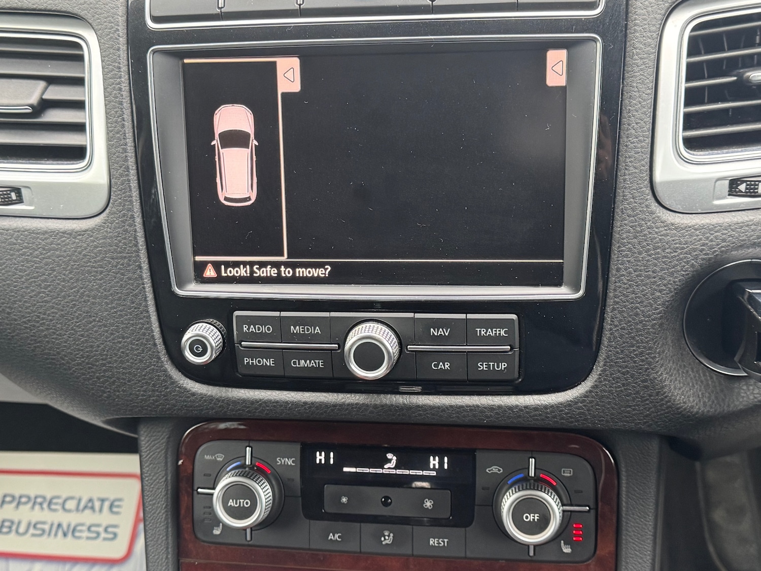 Used Volkswagen Touareg 2016 for sale - 76616411: Photo 10