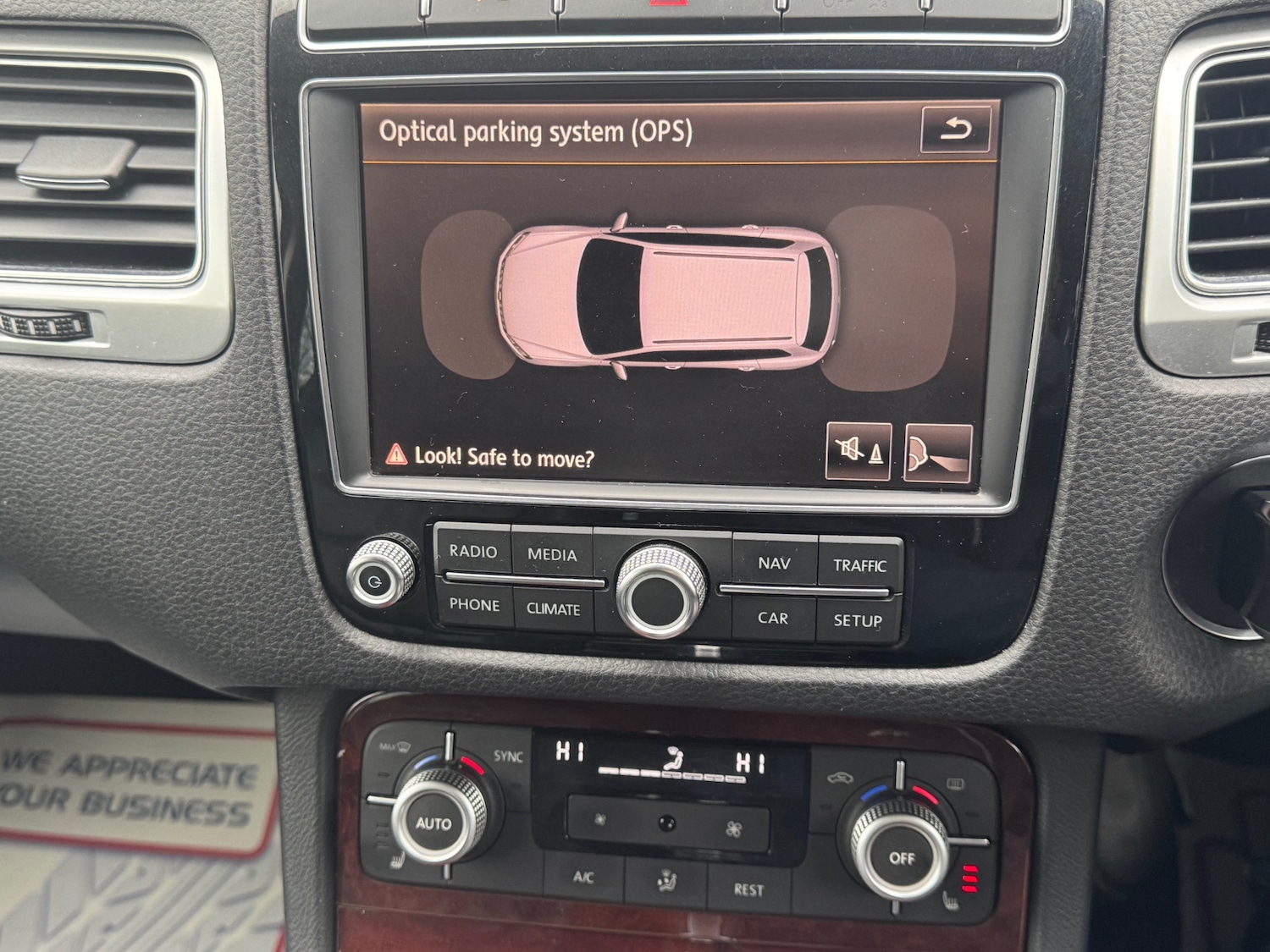 Used Volkswagen Touareg 2016 for sale - 76616411: Photo 11