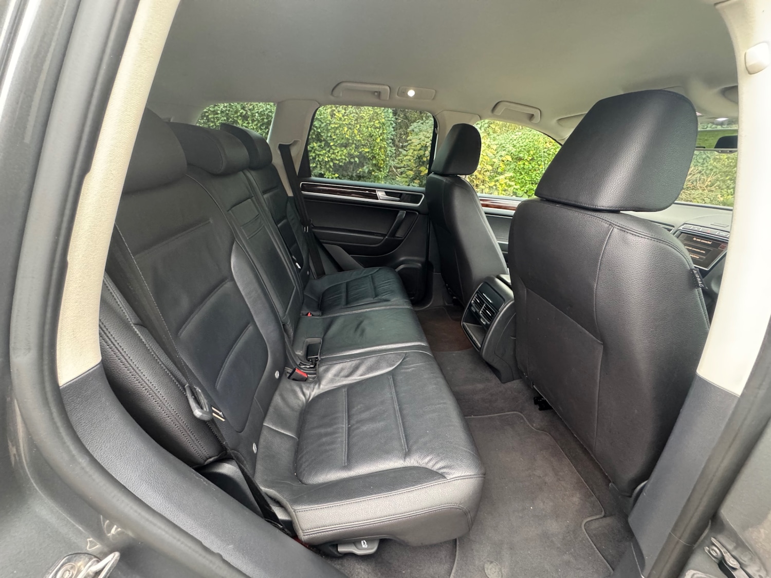 Used Volkswagen Touareg 2016 for sale - 76616411: Photo 6