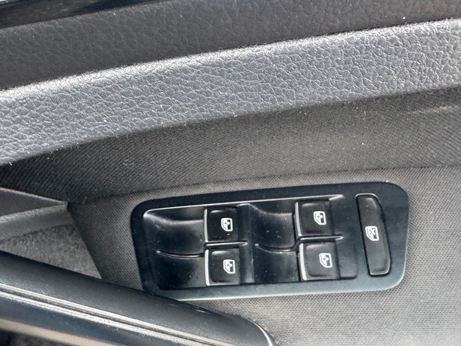 Used Volkswagen Golf 2016 for sale - 77982048: Photo 13