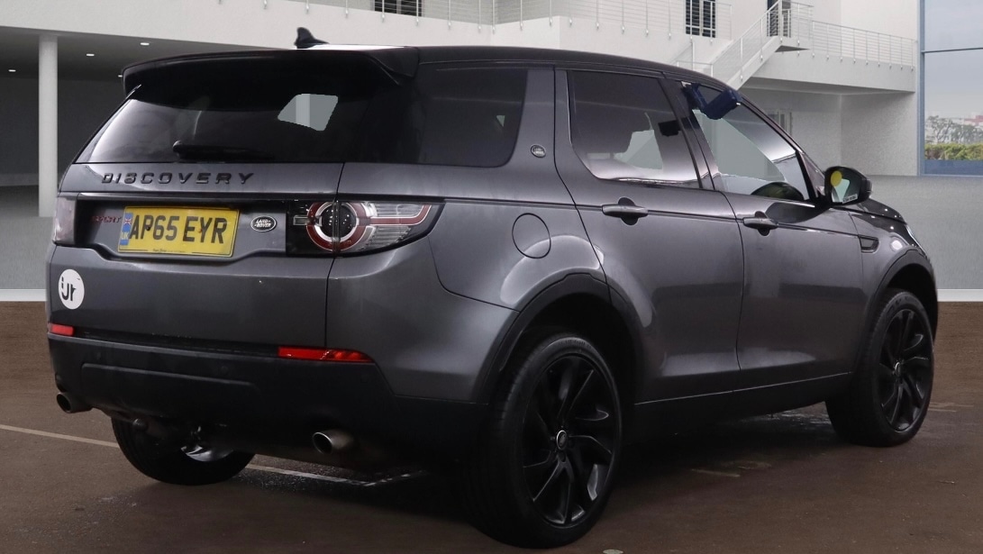 Used Land Rover Discovery Sport 2015 for sale - 77057042: Photo 4