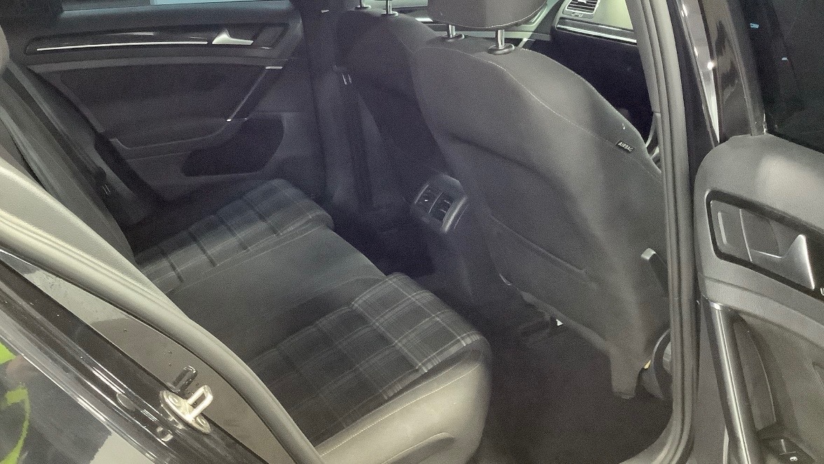 Used Volkswagen Golf 2016 for sale - 77632721: Photo 7