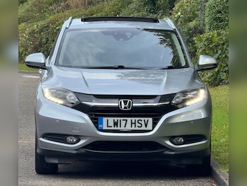 Used Honda HR-V 2017 for sale - 76178574: Photo 4