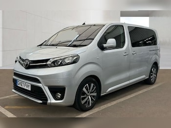 Used Toyota PROACE CITY Verso 2018 for sale - 79451655: Photo
