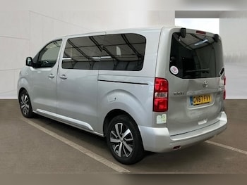 Used Toyota PROACE CITY Verso 2018 for sale - 79451655: Photo