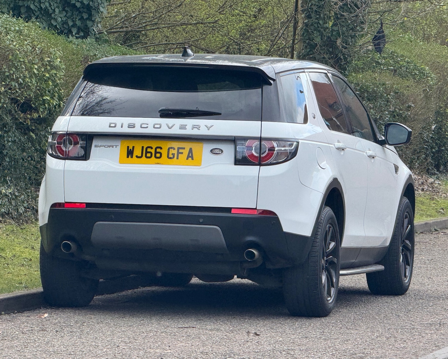 Used Land Rover Discovery Sport 2016 for sale - 77840052: Photo 3