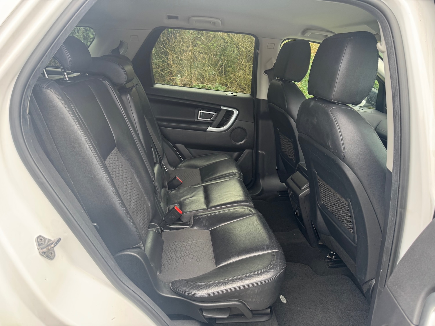 Used Land Rover Discovery Sport 2016 for sale - 77840052: Photo 7