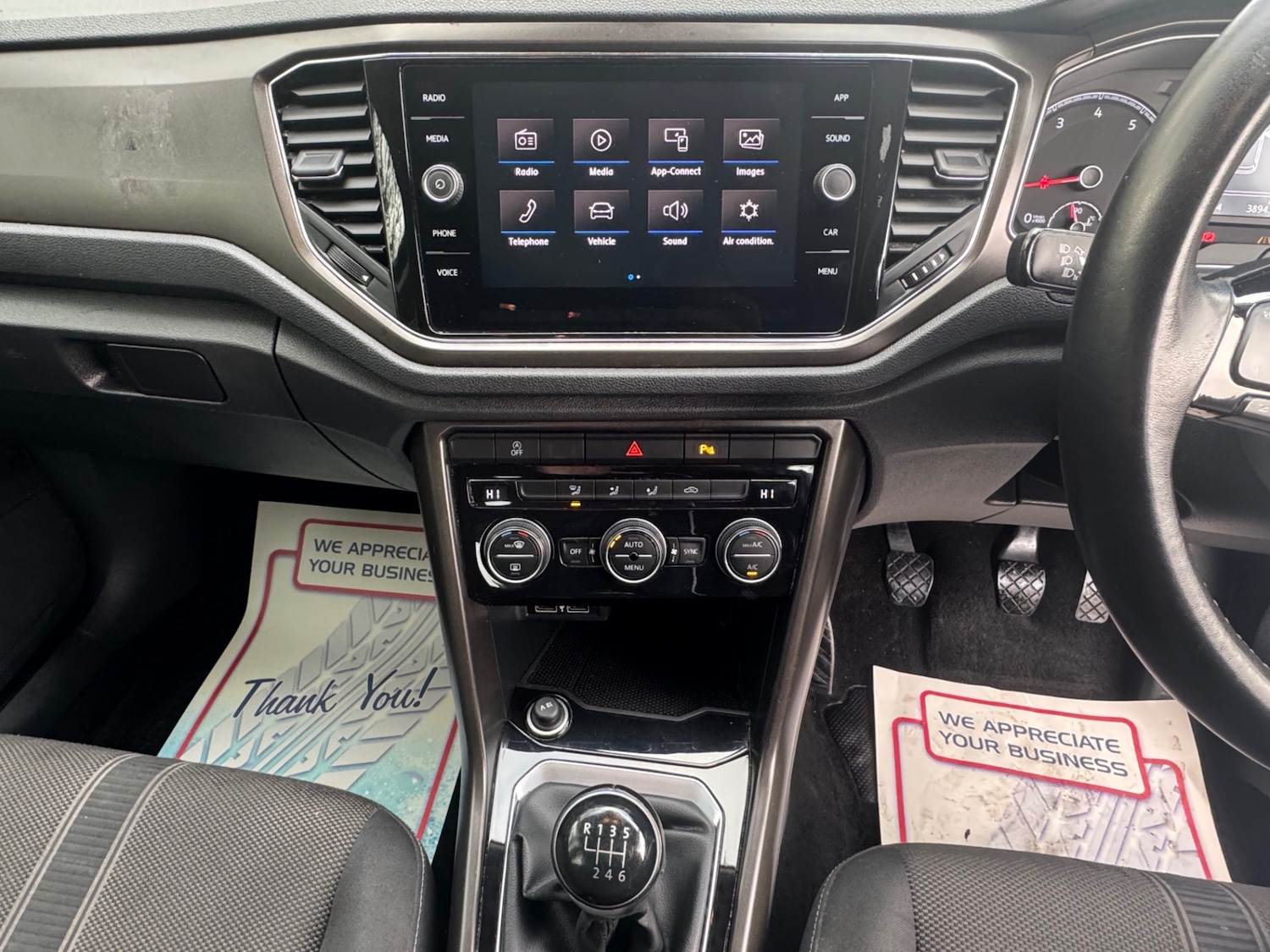 Used Volkswagen T-Roc 2019 for sale - 76741417: Photo 10