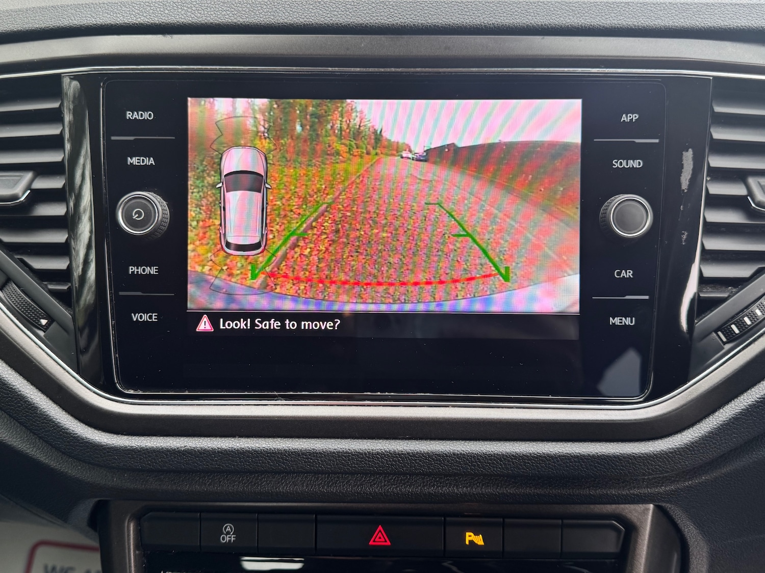 Used Volkswagen T-Roc 2019 for sale - 76741417: Photo 11