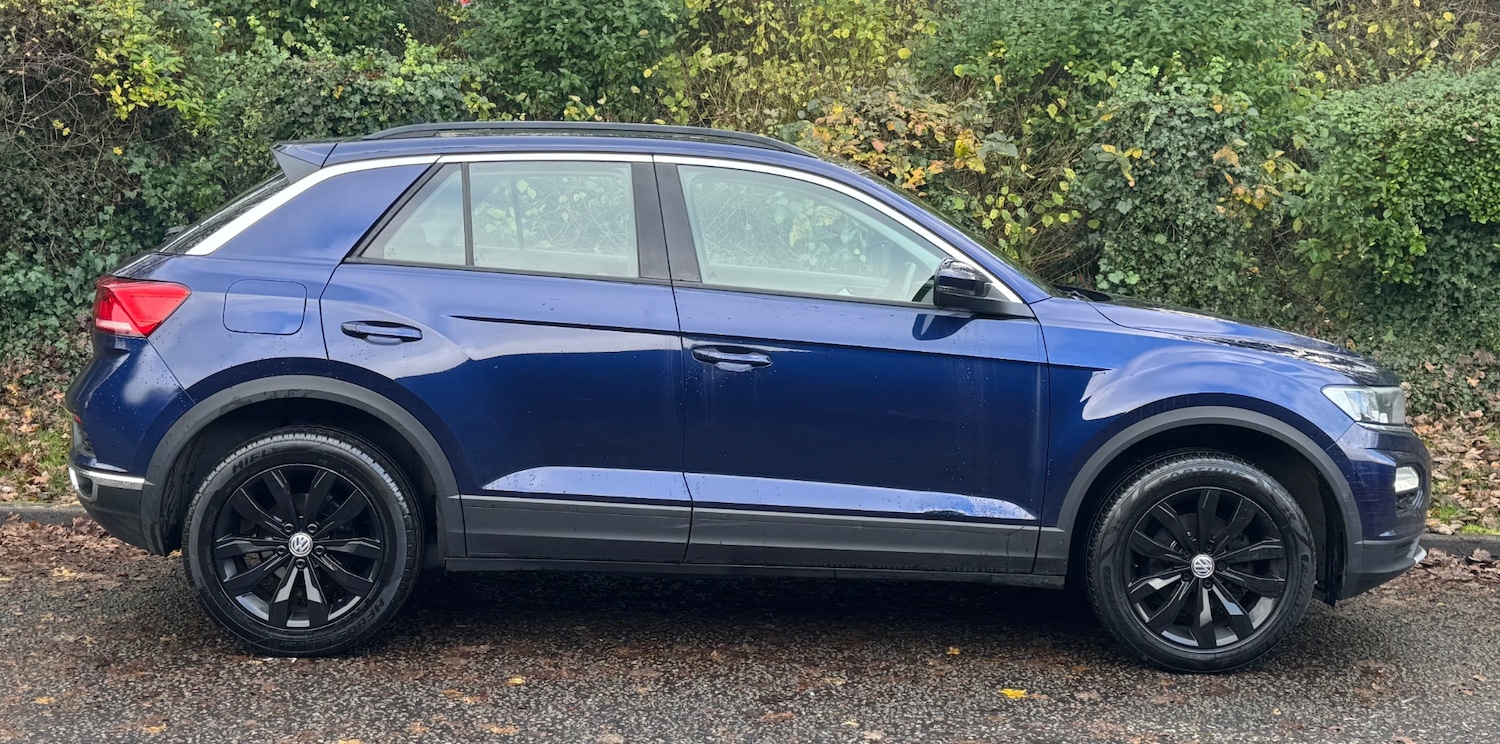Used Volkswagen T-Roc 2019 for sale - 76741417: Photo 2