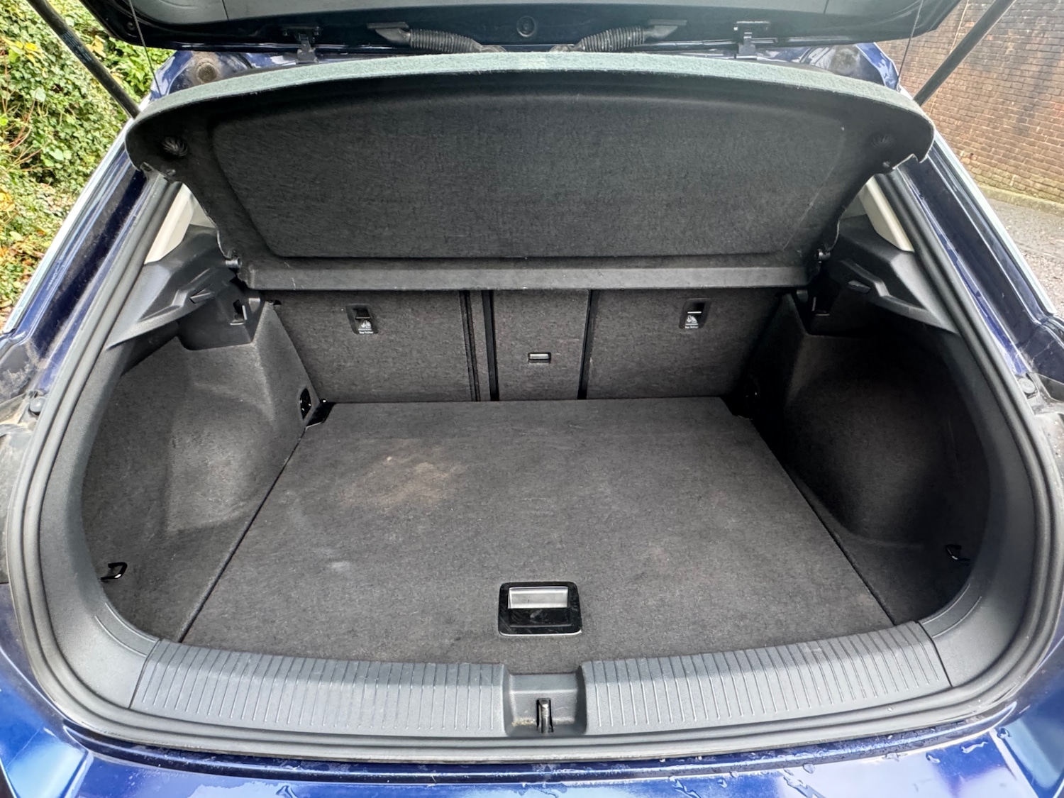 Used Volkswagen T-Roc 2019 for sale - 76741417: Photo 6