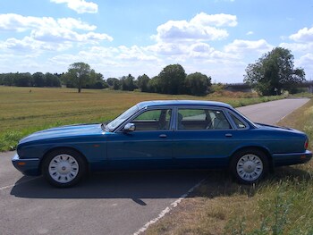 Used Daimler Six 1997 for sale - 75105400: Photo