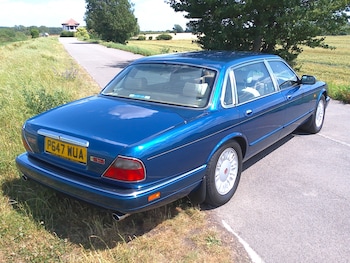 Used Daimler Six 1997 for sale - 75105400: Photo