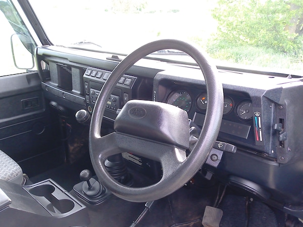 Used Land Rover Defender 2004 for sale - 74588803: Photo 14