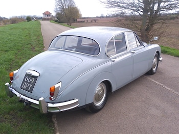Used Jaguar Mark II 1960 for sale - 77716539: Photo