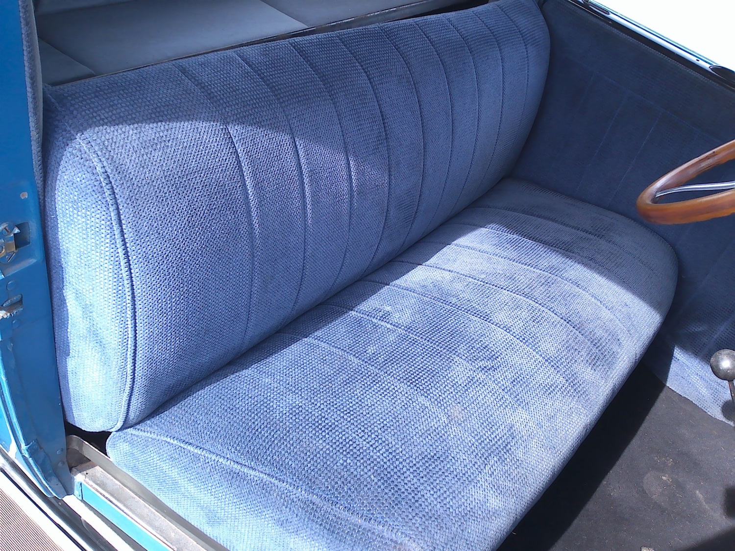 Used Dodge Business Coupe 1993 for sale - 77270780: Photo 9