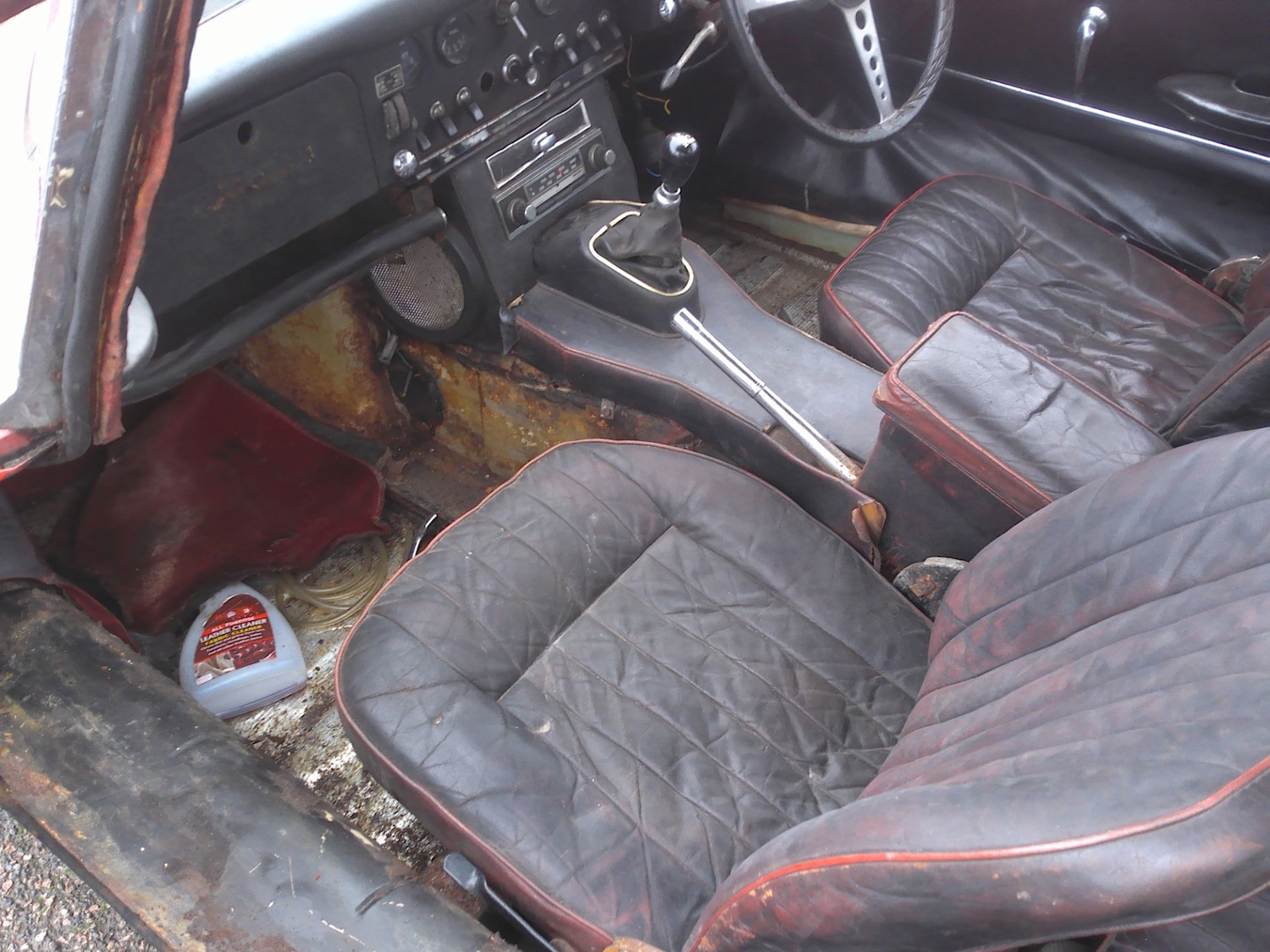 Used Jaguar E-Type 1968 for sale - 77616661: Photo 8